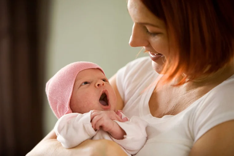 Как ухаживать за новорожденным ребенком: 9 маленьких хитростей от опытных мамочек