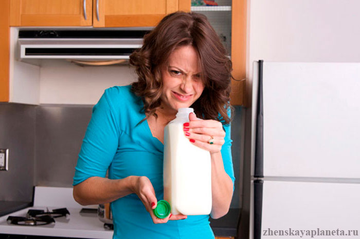 Как использовать прокисшее молоко?