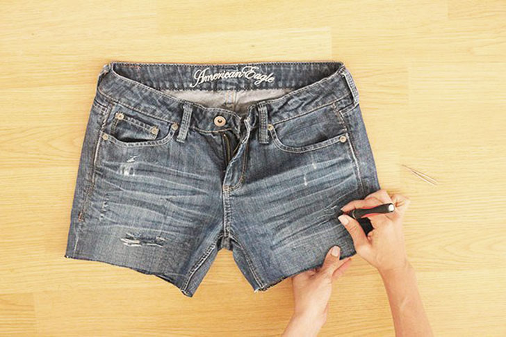 как превратить джинсы в шорты