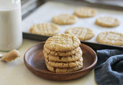 Как сделать арахисовое печенье?