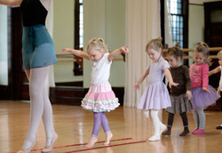 Как провести урок танцев для детей: базовые советы